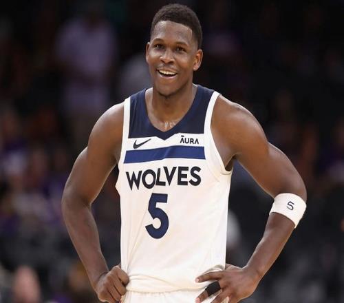 卡扎伊什维利：感谢克雷桑让我罚点球，有信心拿到金靴（卡扎伊什维利：感谢克雷桑让点，我有信心冲击金靴）