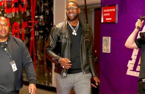 本世纪德甲戴帽数前10：莱万384场16次第1，凯恩76场10次第3（德甲本世纪帽子戏法榜前十：莱万384场16次居首，凯恩76战10次列第3）