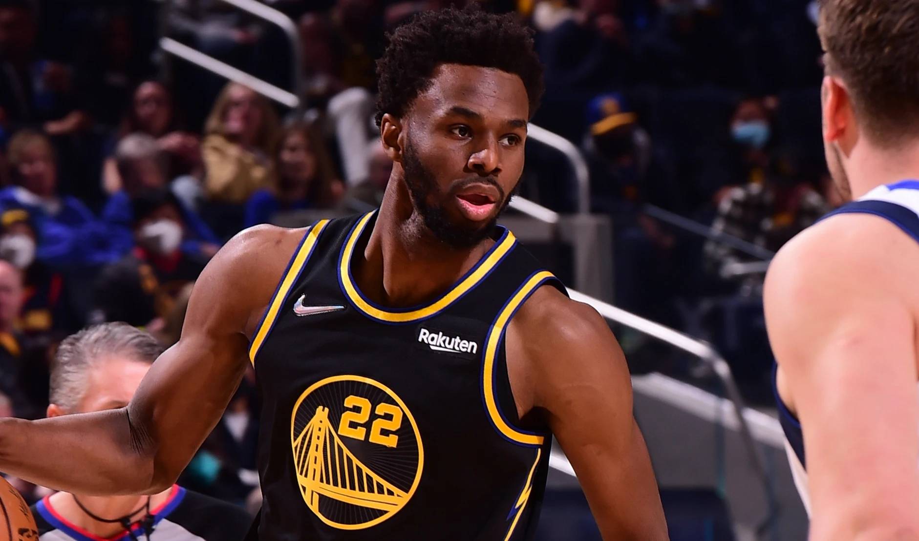 太阳报：B费的曼联生涯或接近尾声，球队正酝酿中场大换血（太阳报：曼联或迎中场大清洗，B费生涯进入倒计时）