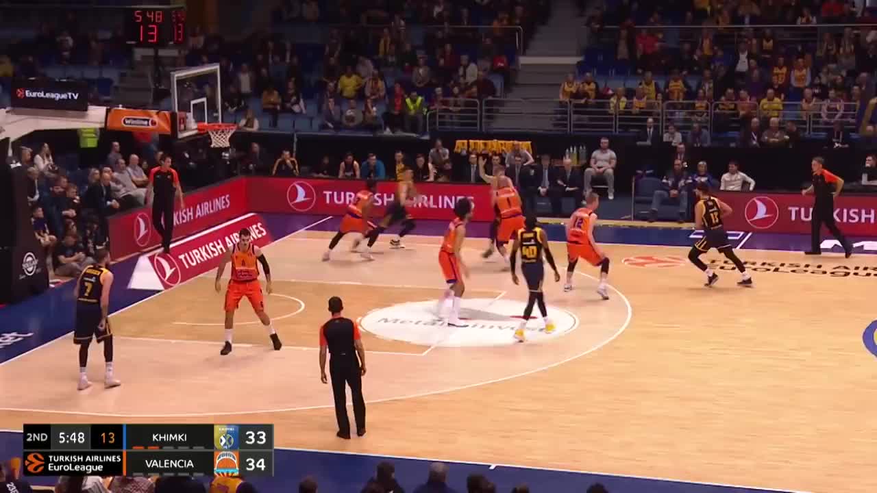 利物浦萨拉赫关键进球锁定胜局（萨拉赫制胜一击助利物浦全取三分）