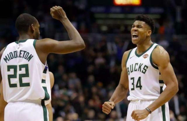 早报：皇马2-1阿拉维斯；曼城3-0水晶宫（今晨战报：皇马2-1阿拉维斯，曼城3-0水晶宫）