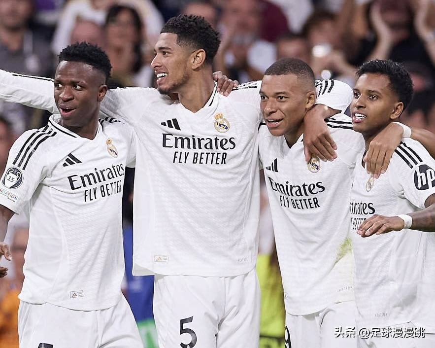 德天空：费内巴切想在冬窗引进莱万，但被莱万拒绝了（德天空：费内巴切冬窗求购莱万遭其拒绝）