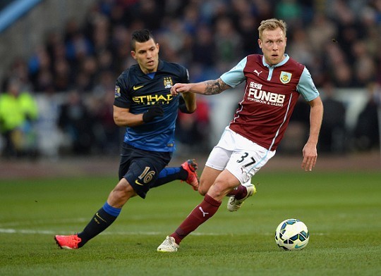 拜仁连伤数人影响战局（拜仁伤病潮扰乱战局）