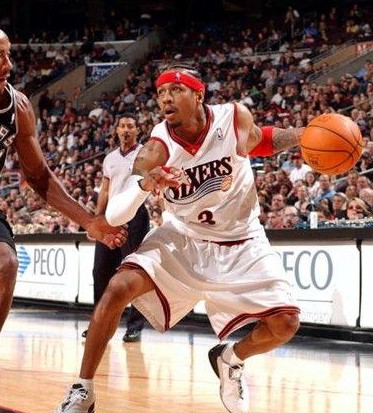 瓦塞尔&卡斯尔首节合砍21分，老鹰全队仅19分（瓦塞尔与卡斯尔首节联手轰下21分，老鹰全队仅得19分）