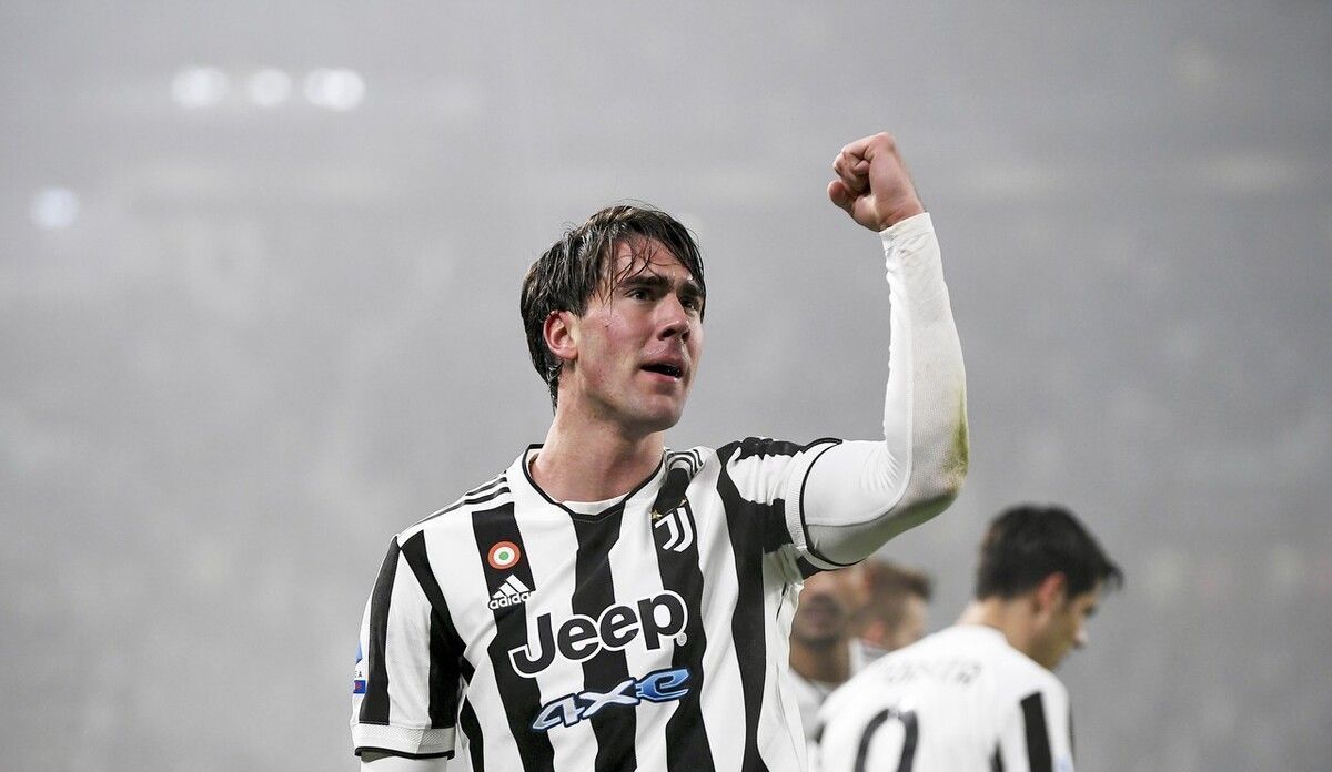 哈兰德本赛季至今直接参与35球，本世纪所有球员赛季同期第3（哈兰德本季已直接参与35球，位列本世纪同期第3）