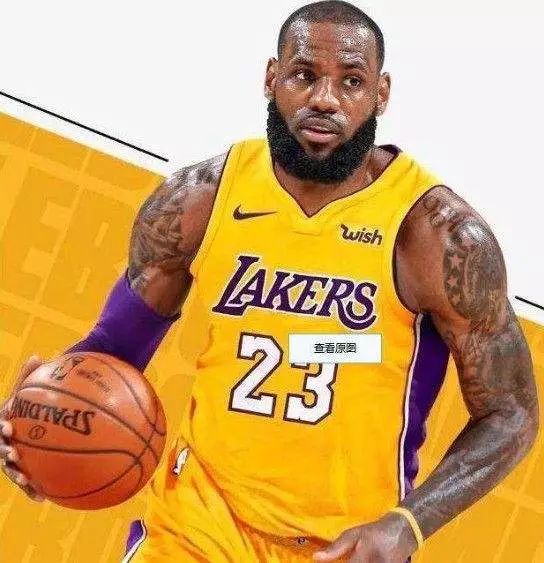 本泽马评选历史最佳阵容：（本泽马心目中的历史最佳阵容揭晓）