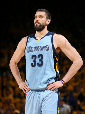 英媒：2019年欧冠决赛裸奔女郎，如今已成为一名飞行员（英媒：曾在2019欧冠决赛场裸奔的女子，如今已成飞行员）