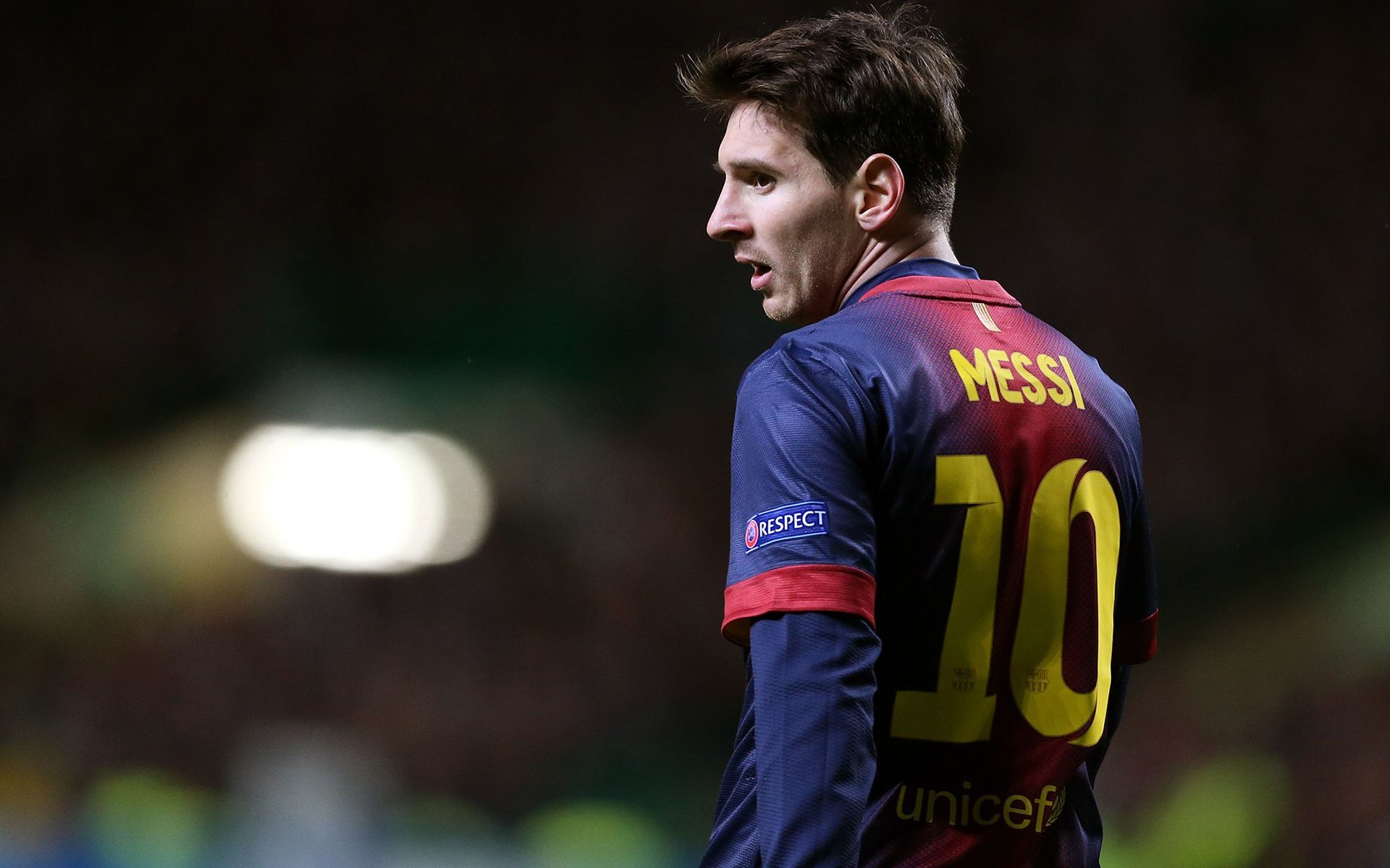 罗德里戈：皇马目前更衣室氛围？非常好，一如既往地好（罗德里戈：皇马更衣室氛围依旧非常好）