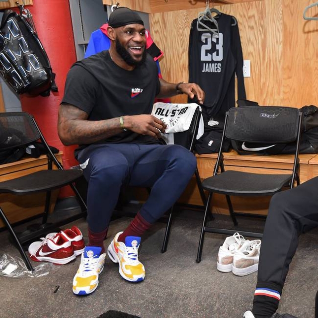 斯普利特谈杨瀚森倒地不起疯狂投诉：裁判没给核实的时间（斯普利特谈杨瀚森倒地后激烈申诉：裁判未给予核实时间）