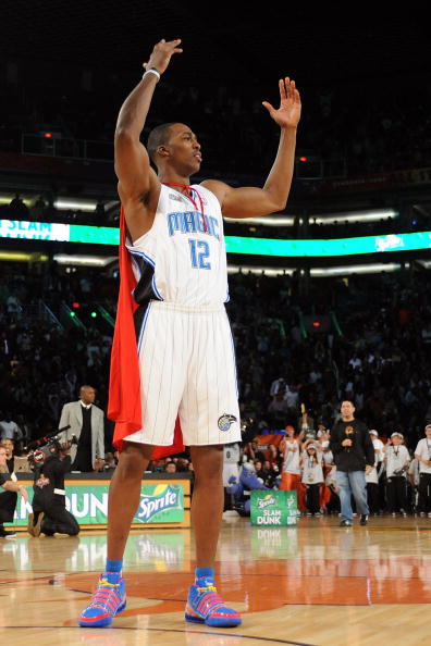 澳超战报：派珀传射、詹姆斯点射，惠灵顿凤凰3-1中央海岸（澳超战况：惠灵顿凤凰3-1擒中央海岸，派珀传射詹姆斯点球建功）