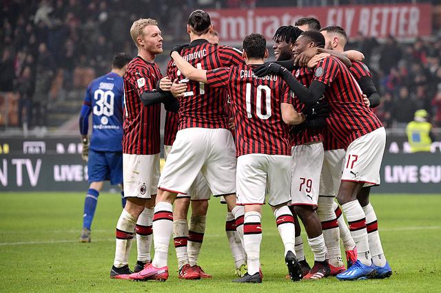 猛龙尼克斯NBA杯赛前上脚亮点纷呈（猛龙与尼克斯NBA杯赛前球鞋上脚看点十足）