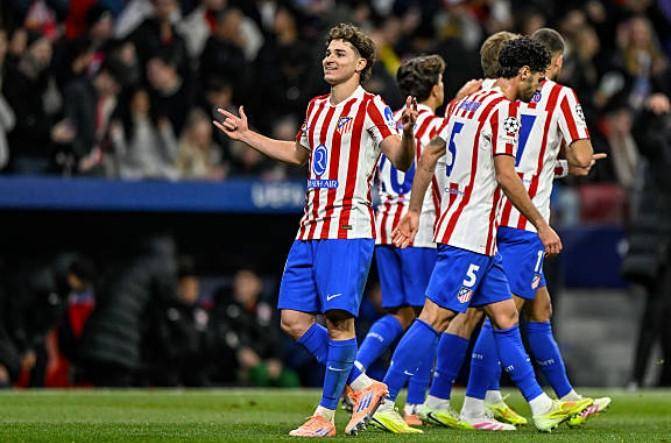 CBA杯战报：王哲林17分7板，上海111-72狂胜四川（CBA杯快讯：王哲林砍下17分7篮板，上海111-72大胜四川）