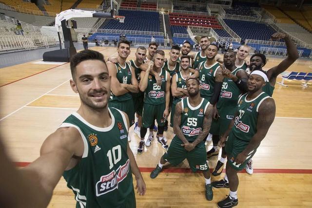 北爱尔兰小将唐利：在热刺时凯恩帮了我很多，这让我喜欢回撤（北爱新星唐利：热刺时期受凯恩点拨，因此更偏爱回撤）