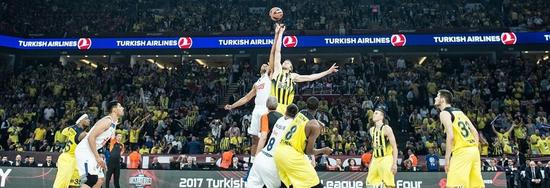 梅西的魅力！桀骜不驯如伊布，都要离开国米到巴萨跟梅西当队友！（梅西魅力难挡：伊布也弃国米赴巴萨，与他并肩作战）