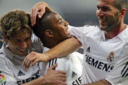 连续20场联赛进球2+，拜仁追平自己保持的德甲历史纪录（拜仁联赛连20场至少进2球，追平其保持的德甲历史纪录）