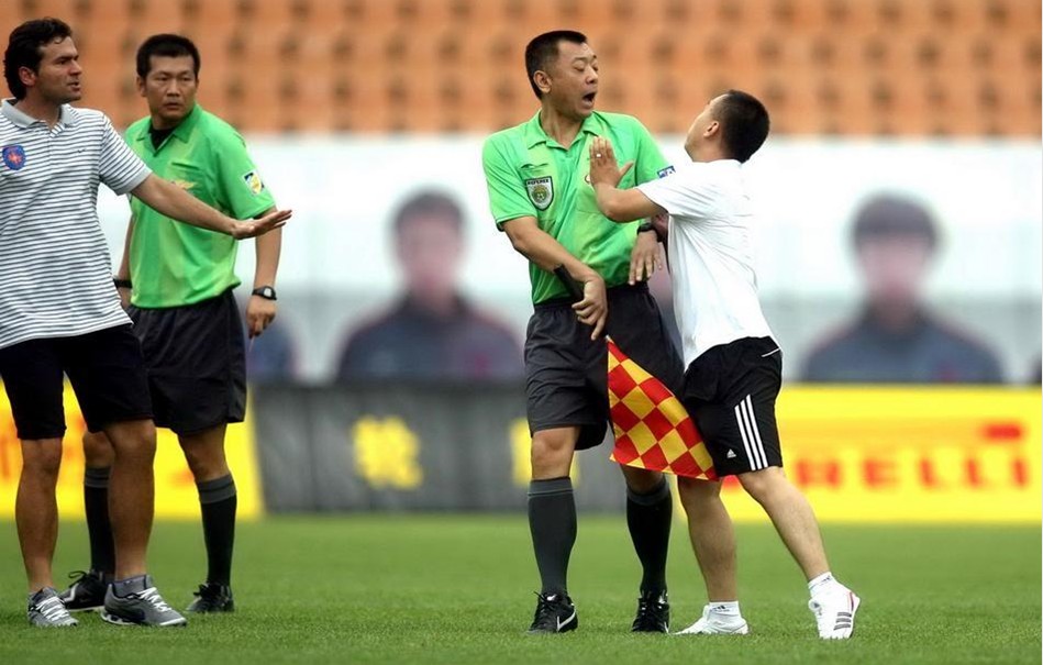 勇士与宿敌的永恒较量（勇士与宿敌的宿命对决）