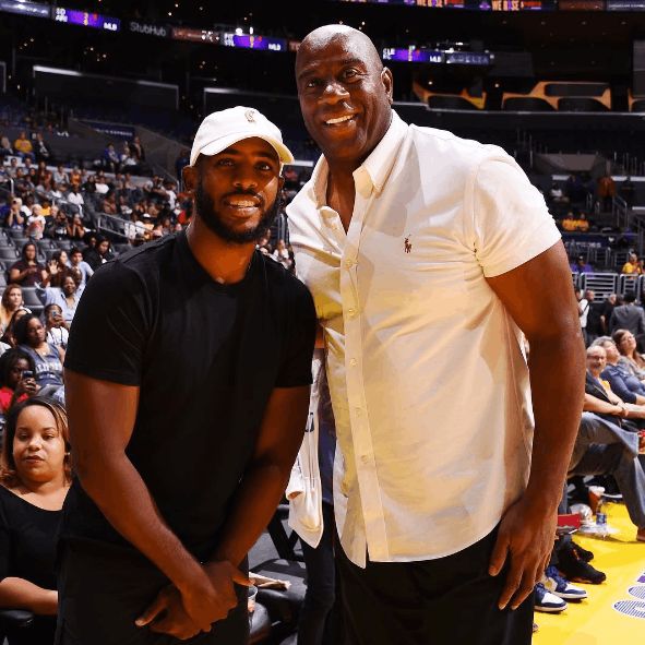 王洪泽：CBA新星闪耀，接班人已崭露头角（王洪泽：CBA新秀崛起，未来接班人已初露锋芒）