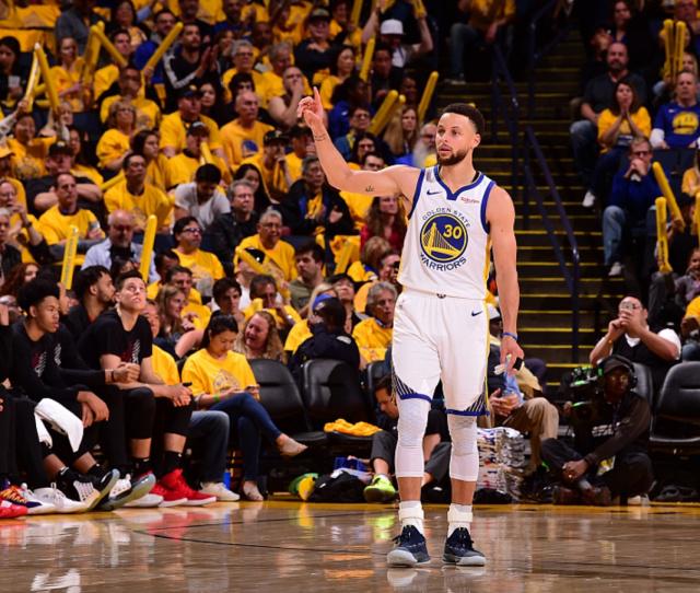 镜报：曼联有信心在明夏以7000万镑签下亚当-沃顿（镜报：曼联有望明夏以7000万英镑签下亚当·沃顿）