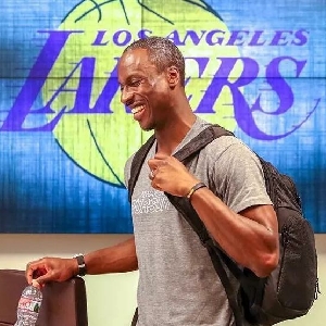 法媒：巴萨、拜仁、米兰和尤文关注南特17岁中卫塔蒂（法媒称：南特17岁中卫塔蒂获巴萨、拜仁、米兰与尤文关注）